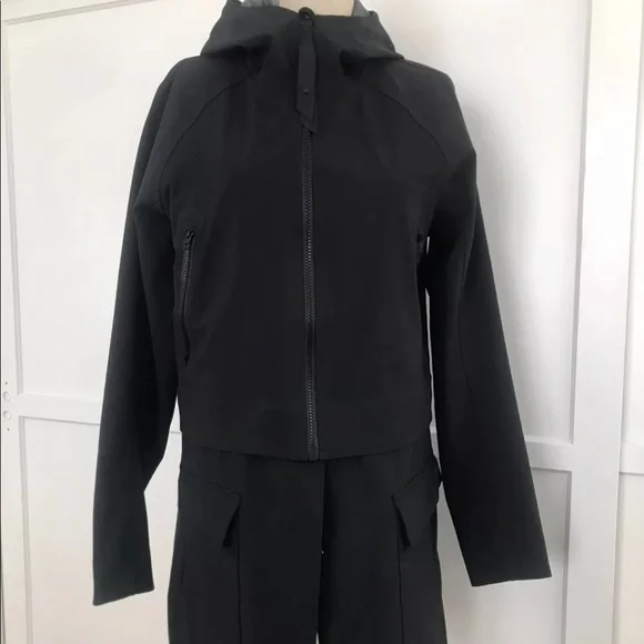 Lululemon Rain or Shine Convertible Long Short Jacket Rare EUC - Picture 2 of 12